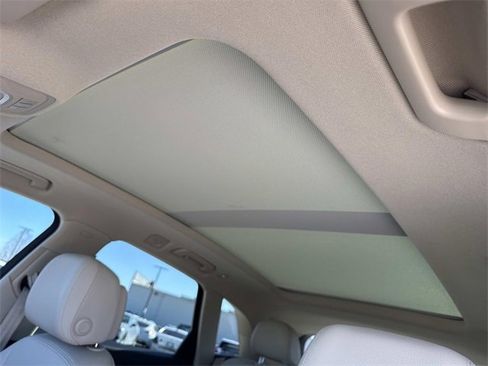 Used 2018 Audi Q5 2.0T Premium Plus w/ Premium Plus Package image 22