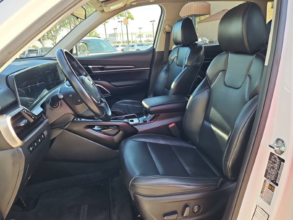 Used 2025 Kia Telluride S AWD/4WD image 25