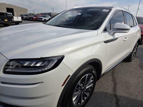 Used 2022 Lincoln Nautilus Reserve w/ Luxury Package FWD image 4