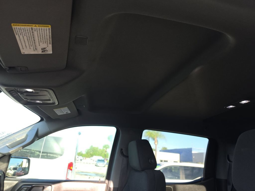 Used 2022 Chevrolet Silverado 1500 Custom w/ Safety Confidence Package RWD image 18