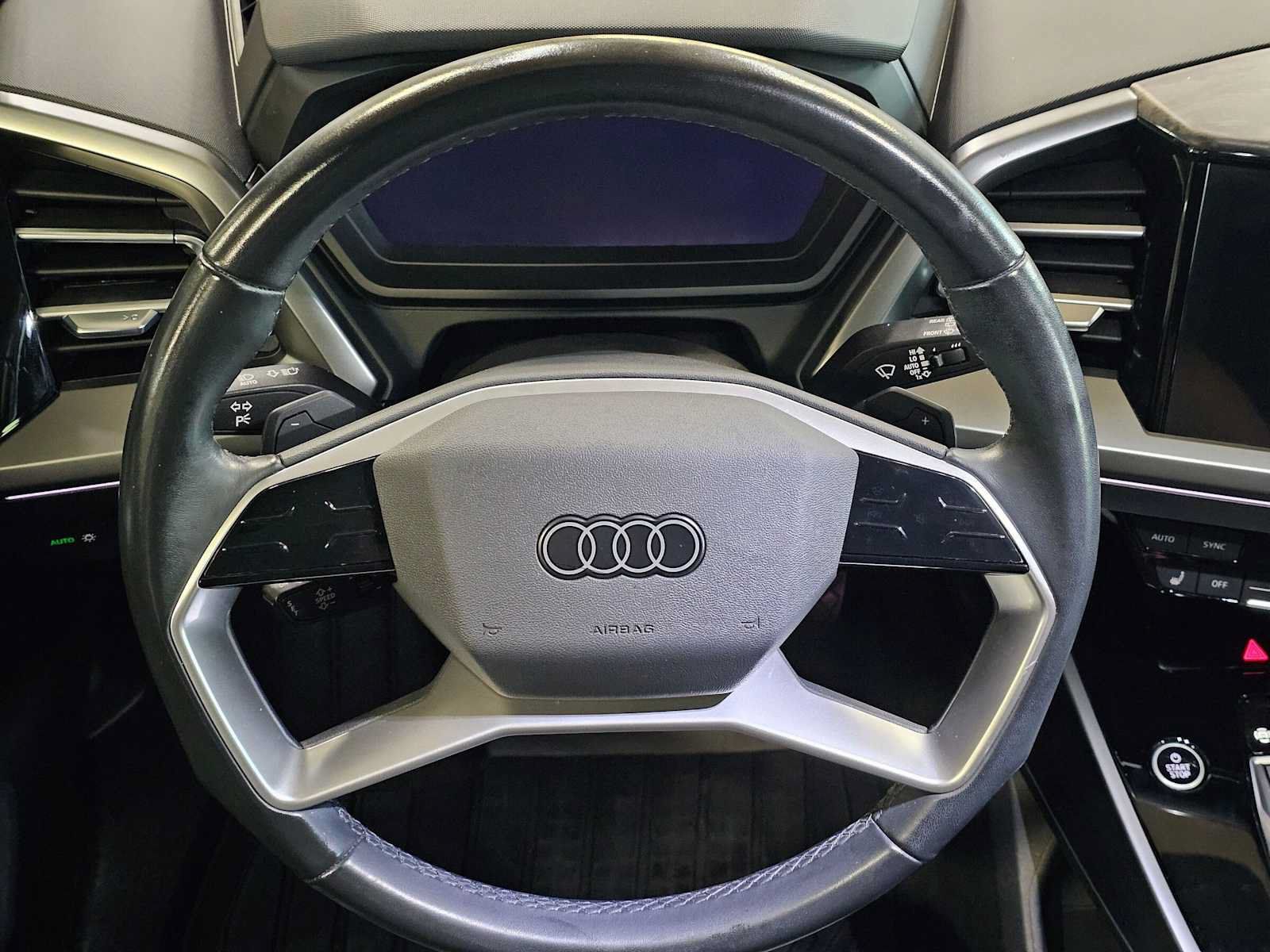 Used 2023 Audi Q4 e-tron Premium Plus w/ Premium Plus AWD/4WD image 21