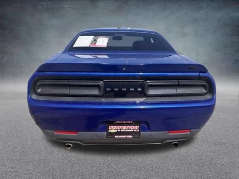 Used 2020 Dodge Challenger R/T RWD image 9