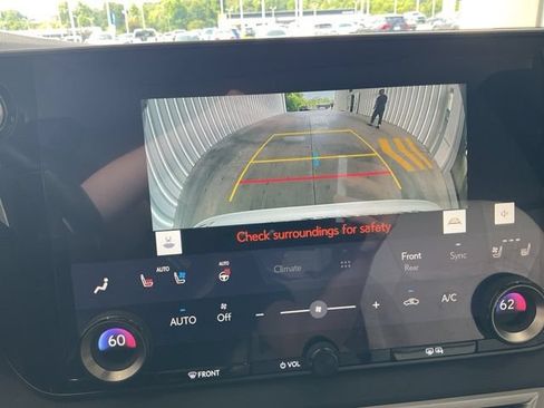 Used 2024 Lexus RX 350h w/ Accessory Package (Z1) AWD/4WD image 18