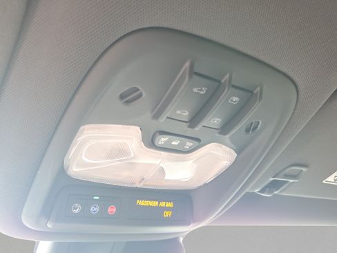 Used 2021 Chevrolet TrailBlazer ACTIV w/ Sun and Liftgate Package FWD image 27
