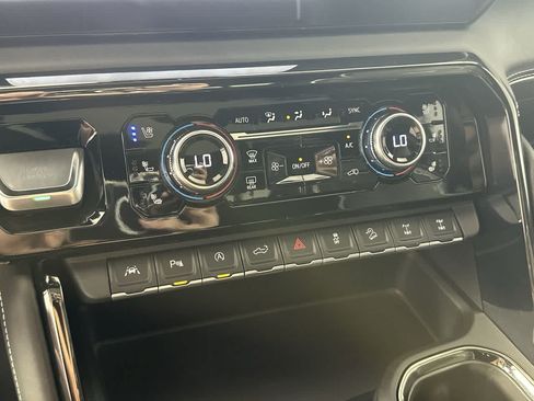 Used 2025 GMC Sierra 1500 AT4X AWD/4WD image 15