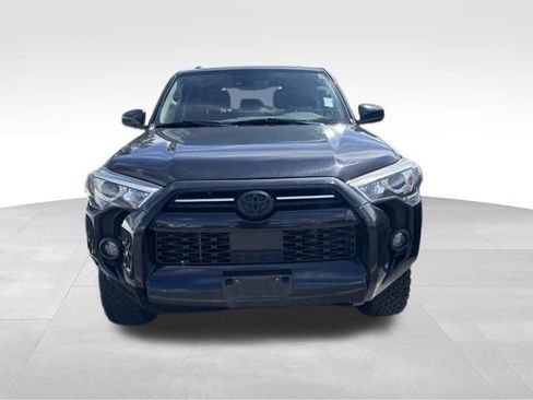 Used 2021 Toyota 4Runner Trail Special Edition AWD/4WD image 4