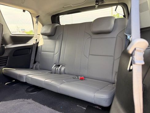 Used 2020 Chevrolet Tahoe LT AWD/4WD image 16