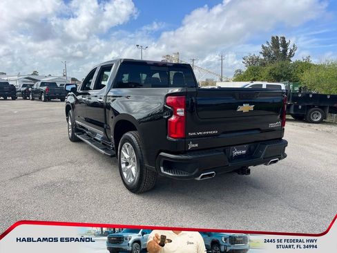 Used 2024 Chevrolet Silverado 1500 High Country w/ High Country Premium Package image 5