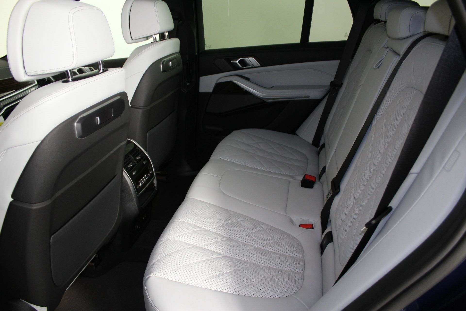 Used 2026 BMW X5 sDrive40i w/ Climate Comfort Package RWD image 20