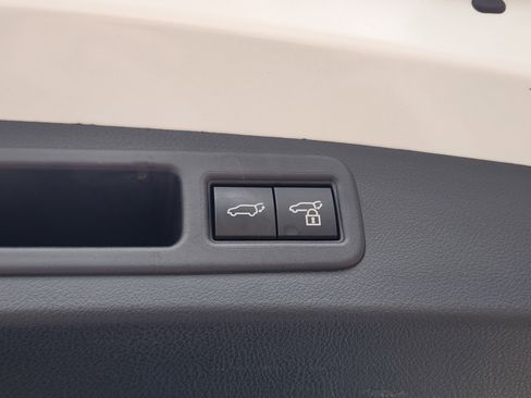 Used 2023 Lexus RX 350 Premium w/ Accessory Package (Z1) image 40