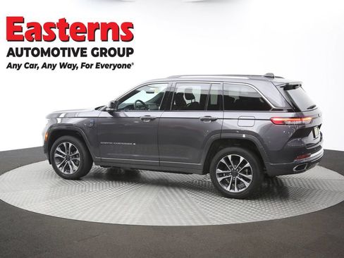 Used 2023 Jeep Grand Cherokee Overland w/ Luxury Tech Group IV AWD/4WD image 67