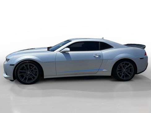 Used 2015 Chevrolet Camaro SS w/ RS Package RWD image 2