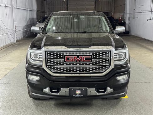 Used 2017 GMC Sierra 1500 Denali w/ Denali Ultimate Package AWD/4WD image 2