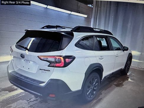 Used 2024 Subaru Outback Onyx Edition AWD/4WD image 4