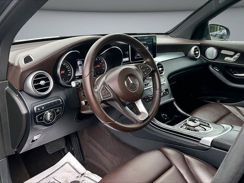 Used 2018 Mercedes-Benz GLC 300 4MATIC image 18