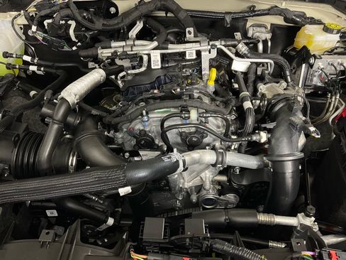 New 2026 Ford Bronco Big Bend image 9