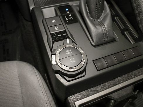 Certified 2024 Toyota Tacoma SR5 image 15