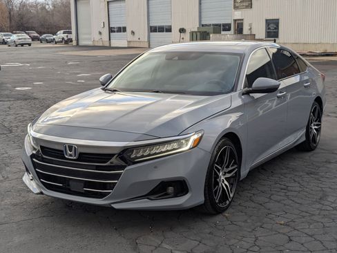 Used 2021 Honda Accord Touring image 10