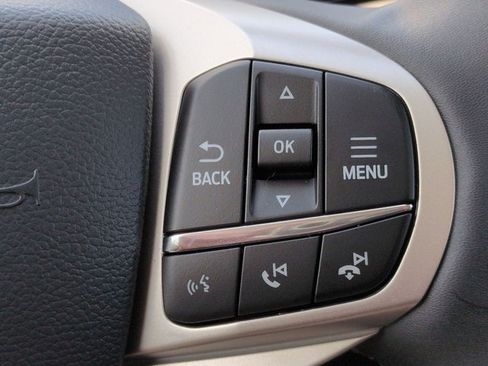 New 2026 Ford Explorer Active RWD image 29