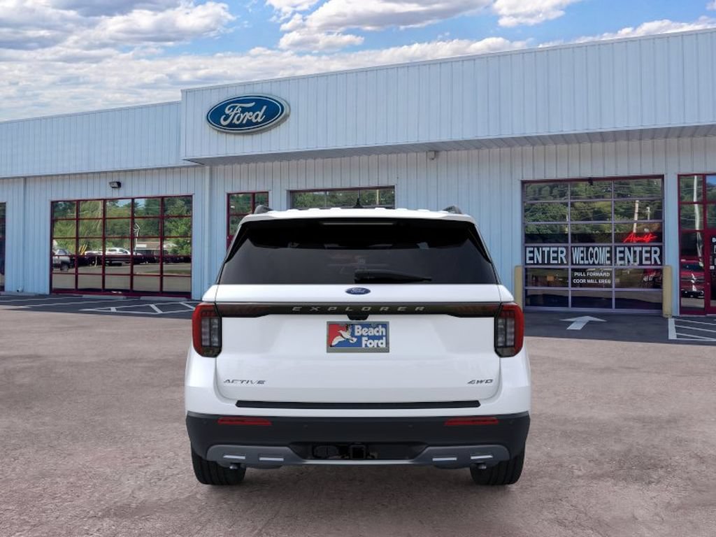 Used 2026 Ford Explorer Active w/ Active Comfort Package AWD/4WD image 5