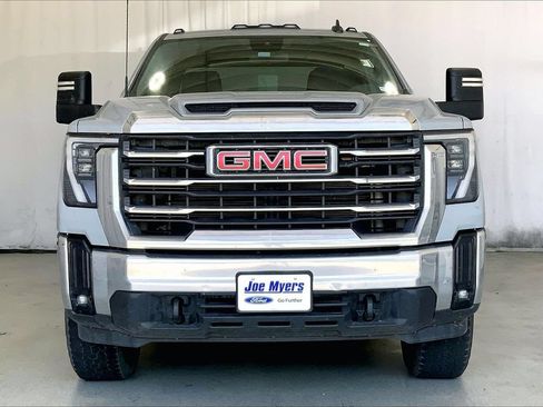 Used 2025 GMC Sierra 2500 SLE w/ SLE Convenience Package AWD/4WD image 3