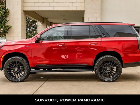 Used 2025 Cadillac Escalade Sport Platinum AWD/4WD image 6