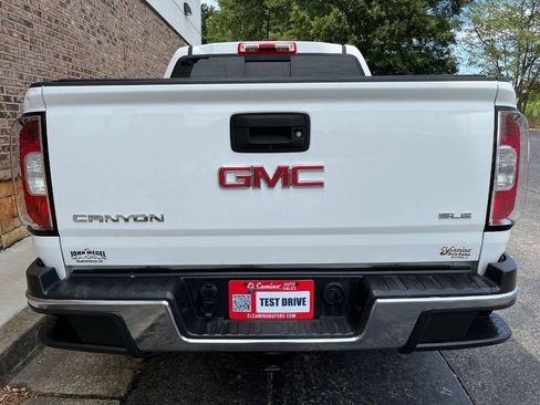 Used 2016 GMC Canyon SLE w/ SLE Convenience Package RWD image 4