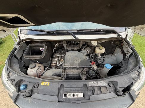 Used 2023 Mercedes-Benz Sprinter 2500 image 21