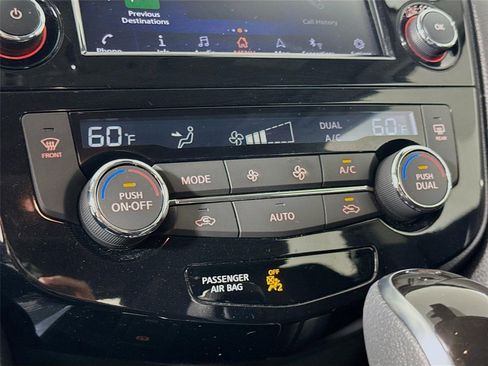 Certified 2022 Nissan Rogue Sport SL w/ Premium Package FWD image 18