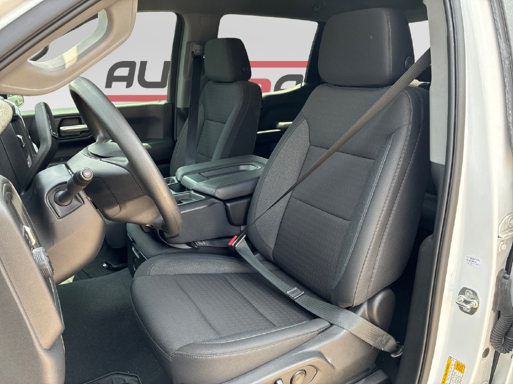 Used 2025 Chevrolet Silverado 1500 Custom RWD image 11