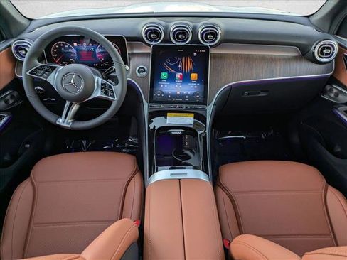 New 2026 Mercedes-Benz GLC 300 image 16