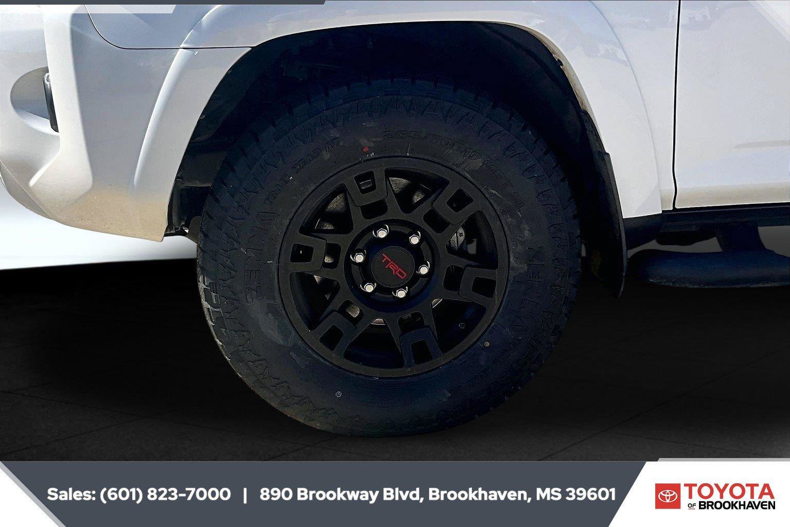 Used 2021 Toyota 4Runner SR5 Premium w/ Moonroof Package AWD/4WD image 7