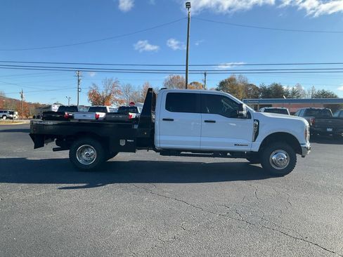 New 2026 Ford F350 XL w/ XL Chrome Package AWD/4WD image 4