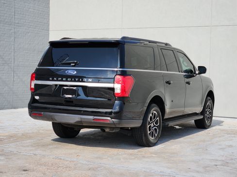 Used 2022 Ford Expedition Max XLT RWD image 8