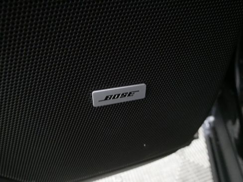 Used 2023 Cadillac XT6 Sport image 16