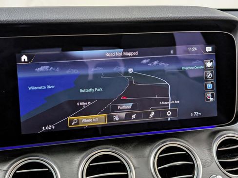 Used 2023 Mercedes-Benz E 350 4MATIC Sedan image 39
