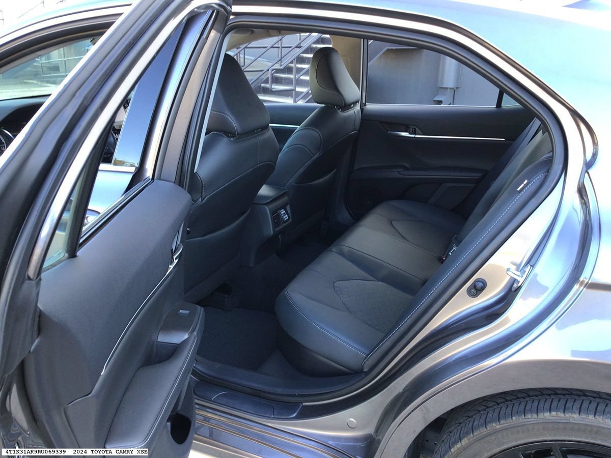 Used 2024 Toyota Camry XSE w/ Cold Weather Package FWD image 9