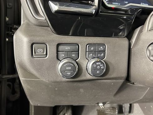 Used 2023 GMC Sierra 1500 SLT w/ SLT Premium Plus Package AWD/4WD image 19