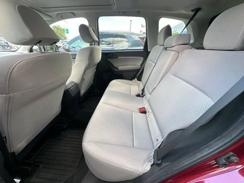 Used 2018 Subaru Forester 2.5i Premium AWD/4WD image 13