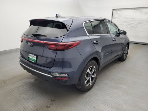 Used 2021 Kia Sportage LX image 9