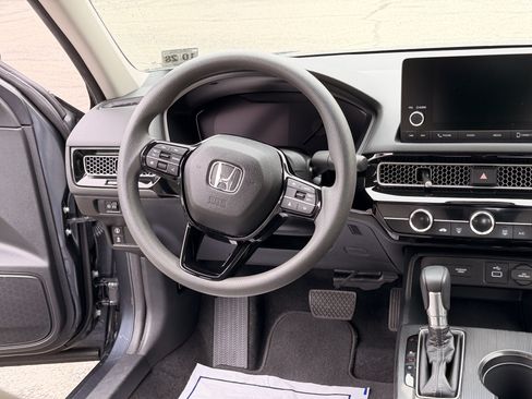 Used 2024 Honda Civic LX image 19