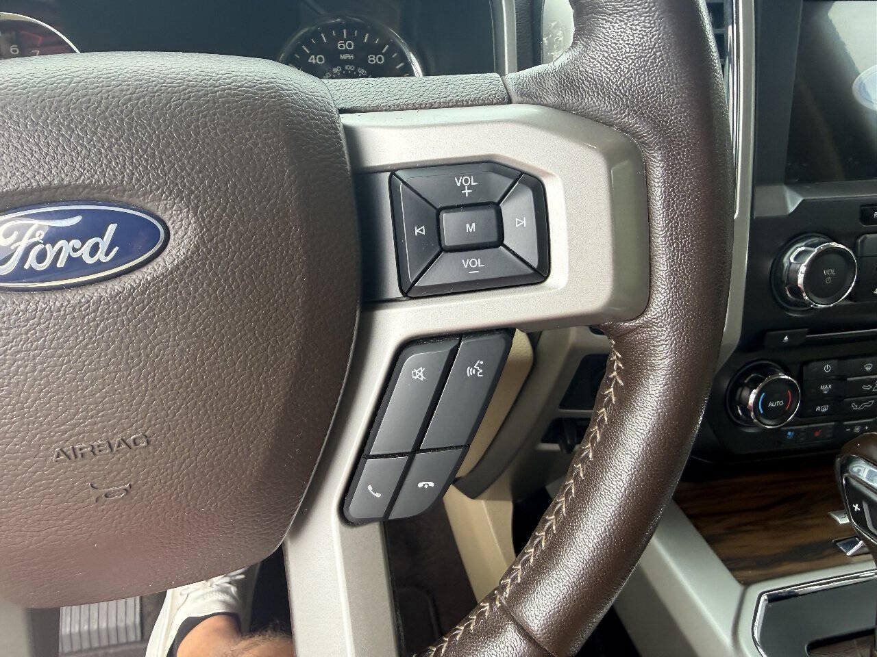 Used 2018 Ford F150 Lariat AWD/4WD image 16