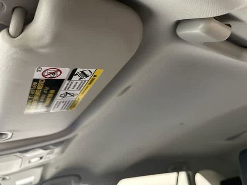 Used 2024 Toyota RAV4 LE image 27