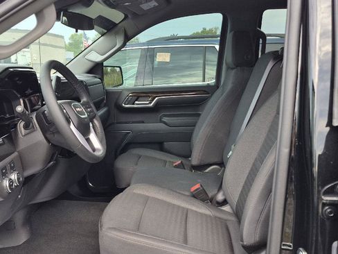 Used 2024 GMC Sierra 1500 Elevation AWD/4WD image 6