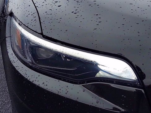 Certified 2019 Jeep Cherokee Limited image 10