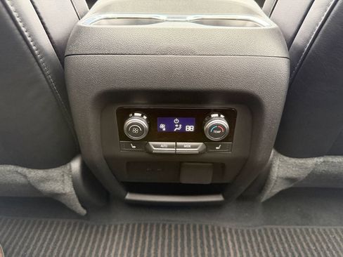 New 2026 GMC Acadia Denali Ultimate AWD/4WD image 30