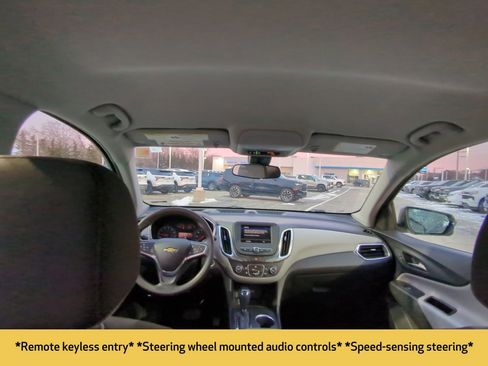 Used 2020 Chevrolet Equinox LS image 13