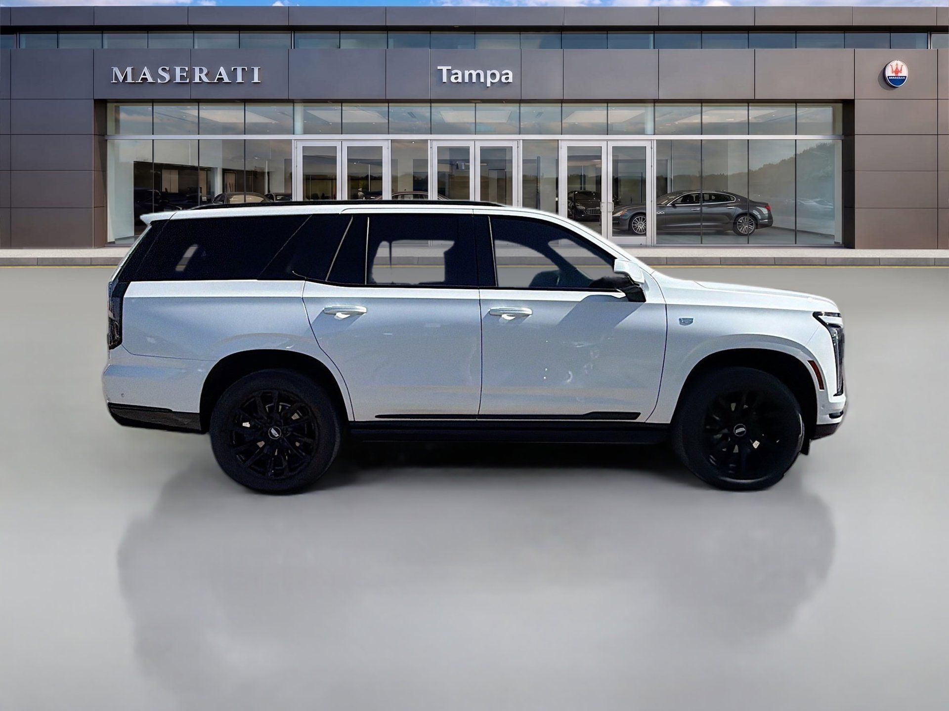 Used 2025 Cadillac Escalade Sport Platinum AWD/4WD image 2