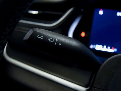 Used 2023 Jeep Grand Cherokee Altitude image 26