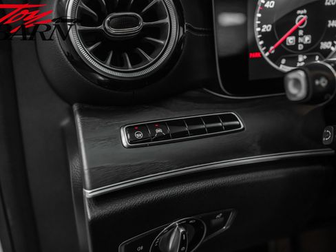 Used 2020 Mercedes-Benz E 450 4MATIC Coupe image 30